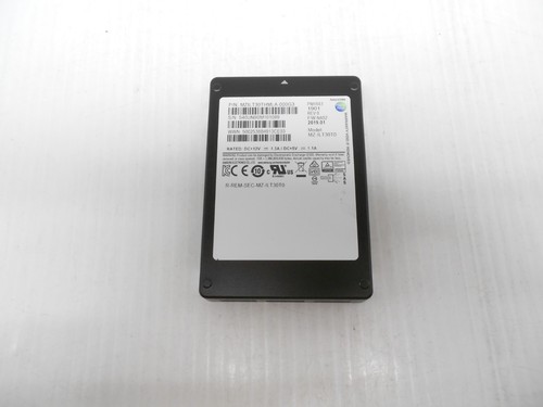 Samsung 72tb ssd - 30.72tb, 2.5"